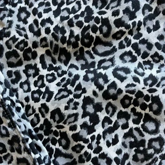 White House Black Market Skinny Ankle Snow Leopard Jeans - Picture 6 of 7